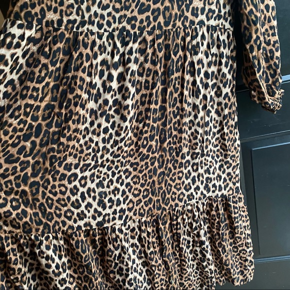 H&M/Leopard print midi dress/ prairie style/ loose fit/ small - Picture 5 of 5